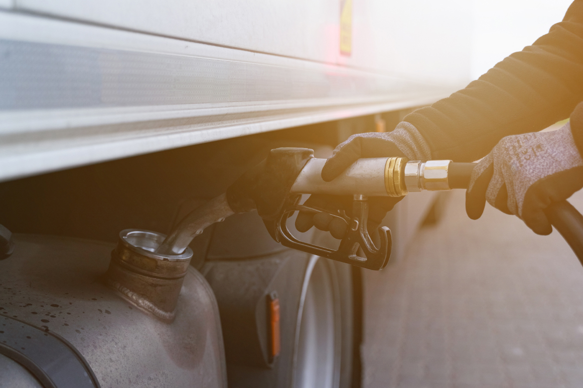 Albuquerque Towing 24/7 emergency fuel delivery truck in Albuquerque NM